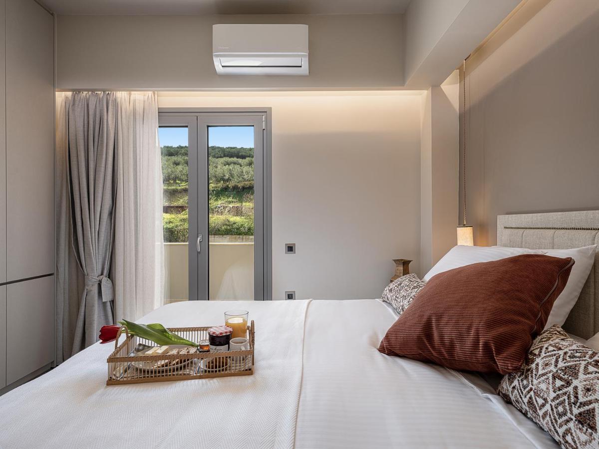 Emmanuel's Sea View Luxury Apartment *